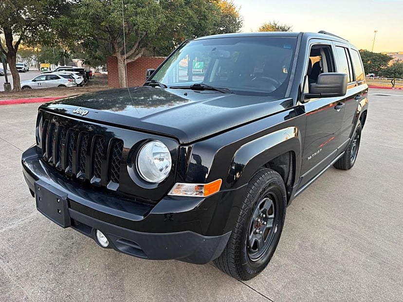 2016 Jeep Patriot - Image 1