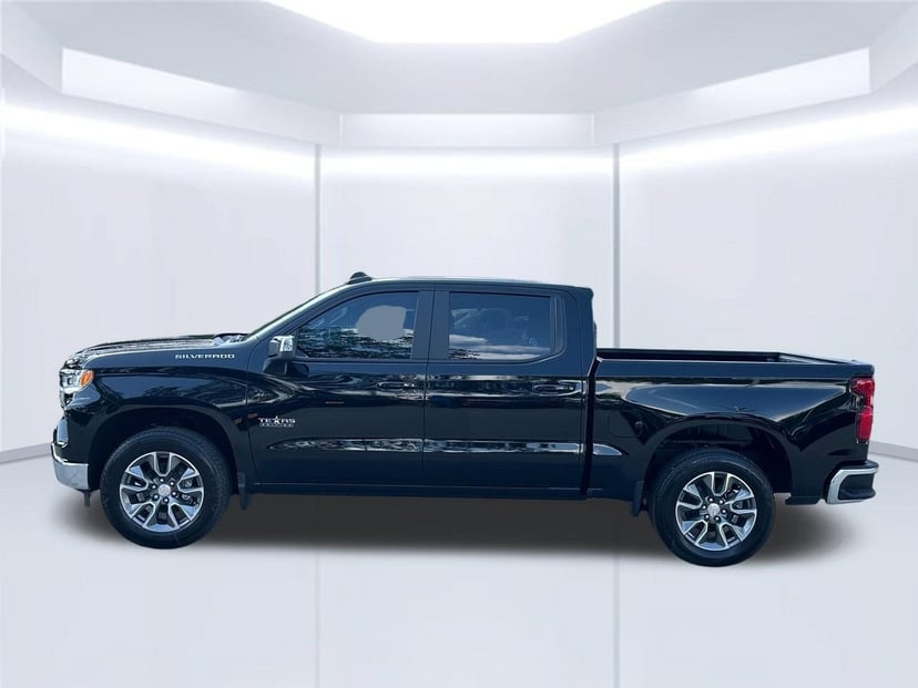 2026 Chevrolet Silverado 1500 - Image 1
