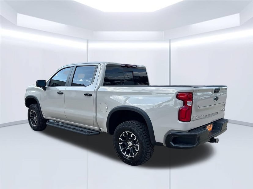 2026 Chevrolet Silverado 1500 - Image 1