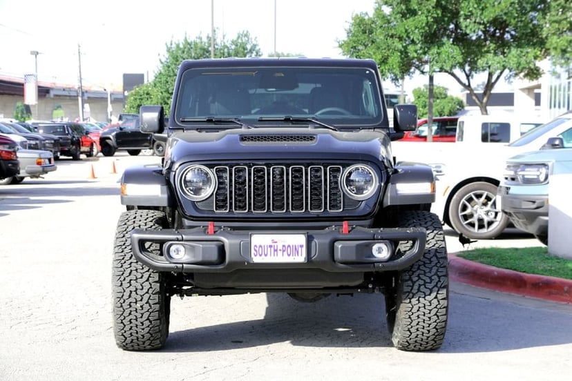 2026 Jeep Wrangler - Image 3