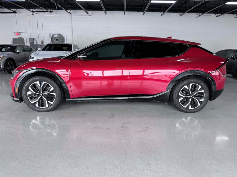 2024 Kia EV6 - Image 2