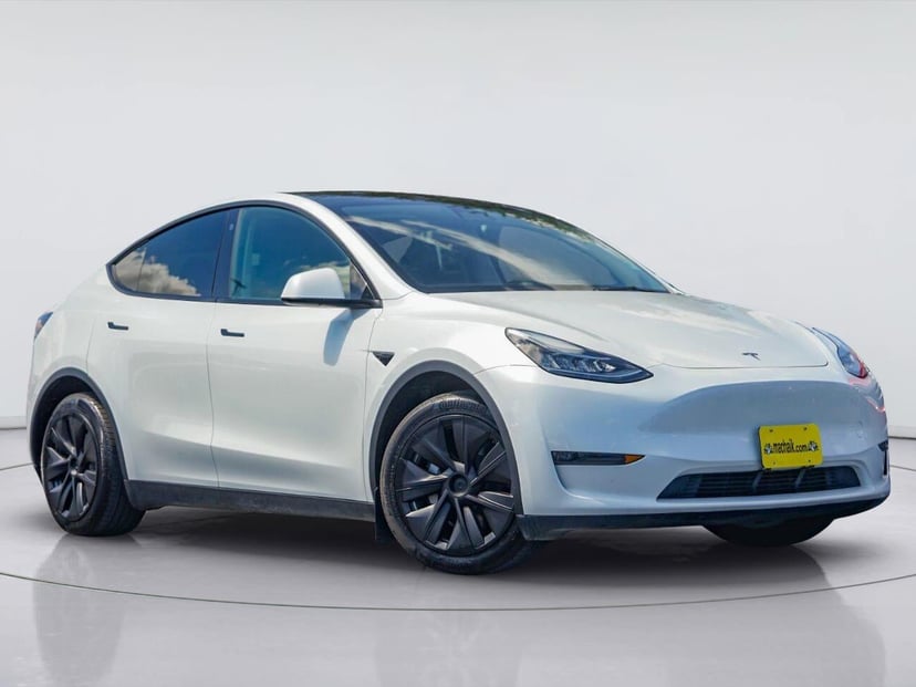 2023 Tesla Model Y - Image 1