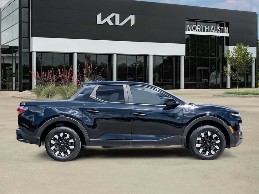 2025 Hyundai Santa Cruz - Image 3