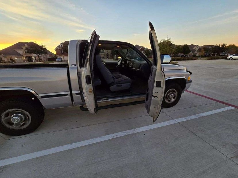1998 Dodge Ram - Image 1