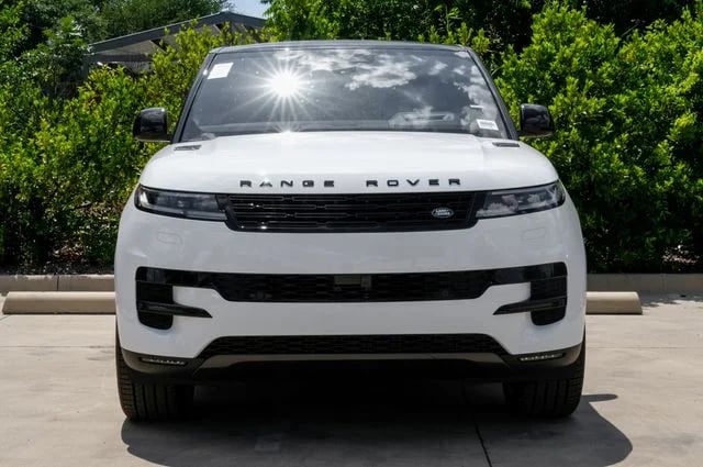 2026 Land Rover Range Rover Sport - Image 2