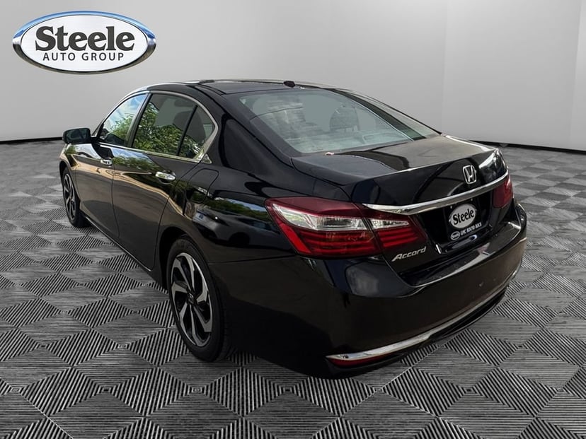 2017 Honda Accord - Image 3