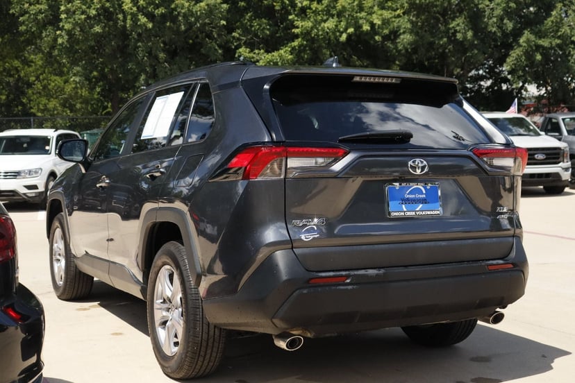 2025 Toyota RAV4 - Image 3
