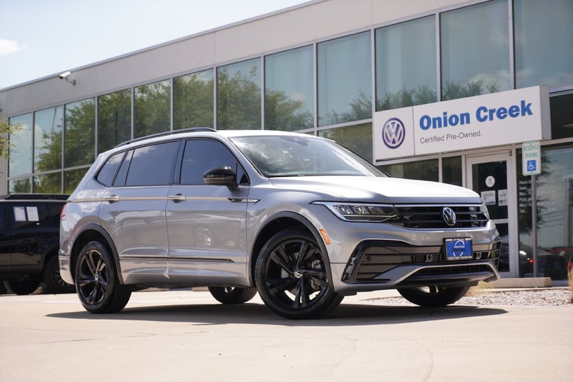 2024 Volkswagen Tiguan - Image 1