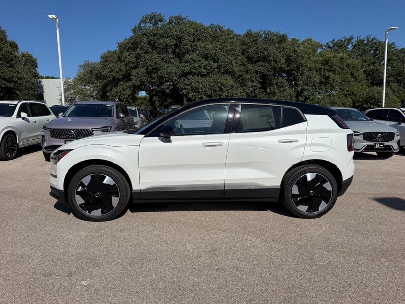 2026 Volvo EX30 - Image 2