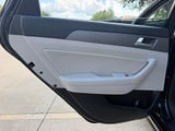 2016 Hyundai Sonata Hybrid - Preview 16