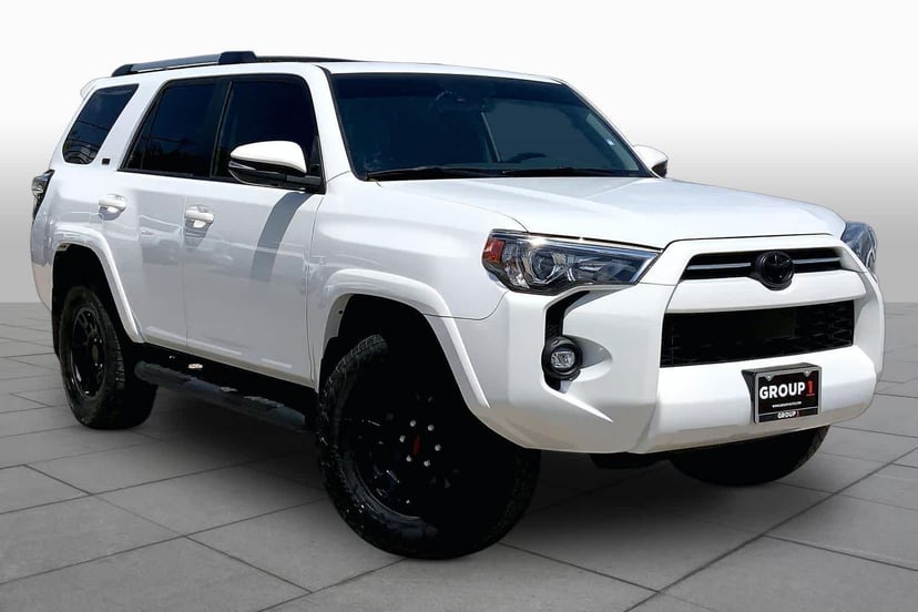 2024 Toyota 4runner - Image 2