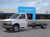 2026 Chevrolet Express Cutaway - Preview 3