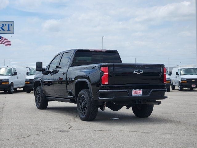 2024 Chevrolet Silverado HD - Image 3