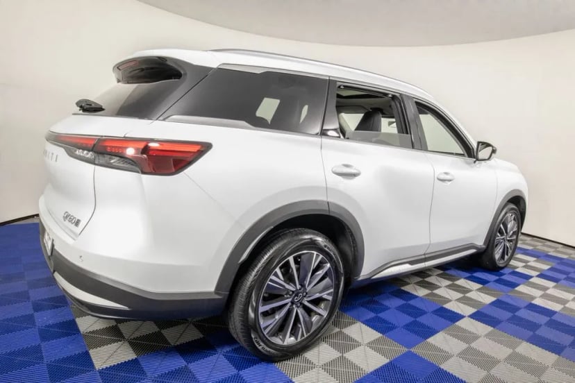 2026 Infiniti QX60 - Image 3