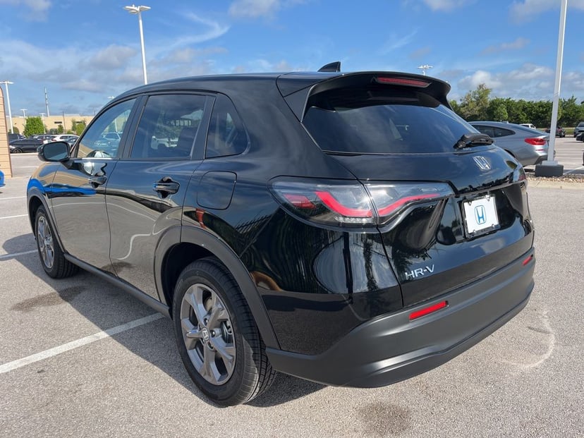 2026 Honda HR-V - Image 2