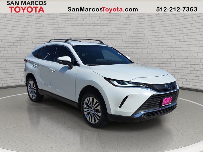 2023 Toyota Venza - Image 1