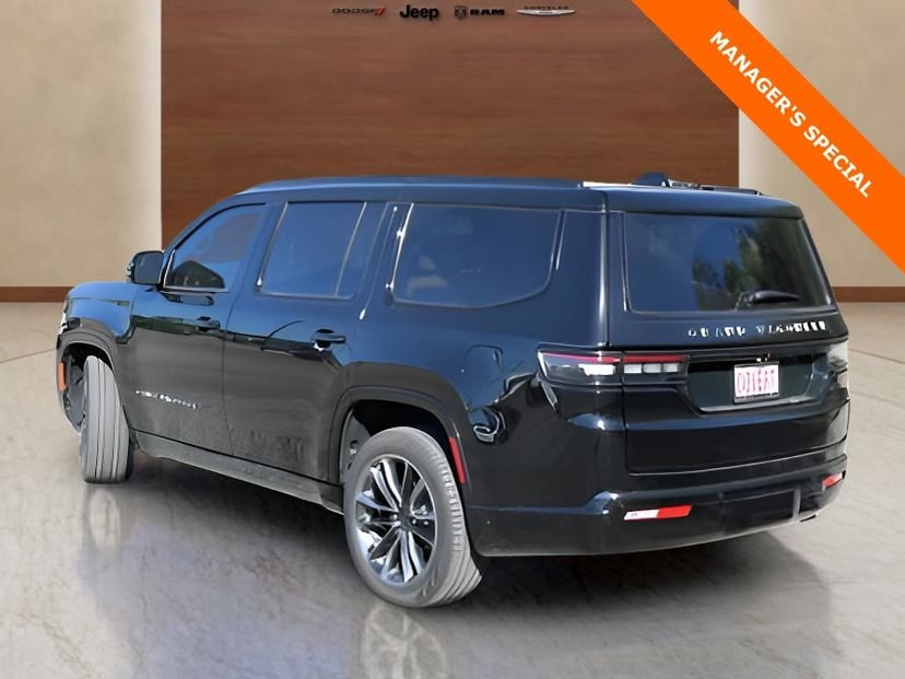 2025 Jeep Grand Wagoneer - Image 3