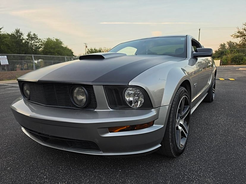 2008 Ford Mustang - Image 1