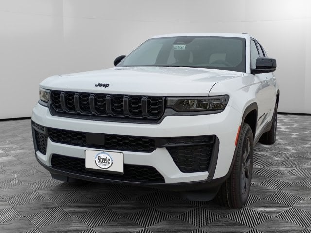 2027 Jeep Grand Cherokee - Image 1