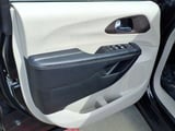 2023 Chrysler Voyager - Preview 10