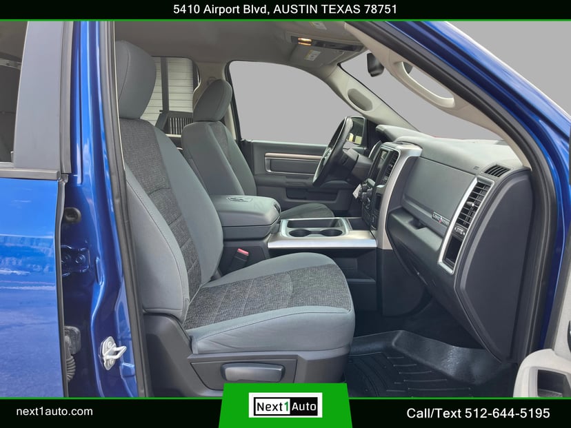 2017 RAM 1500 Crew Cab - Image 2