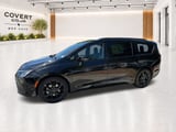 2027 Chrysler Pacifica - Preview 4