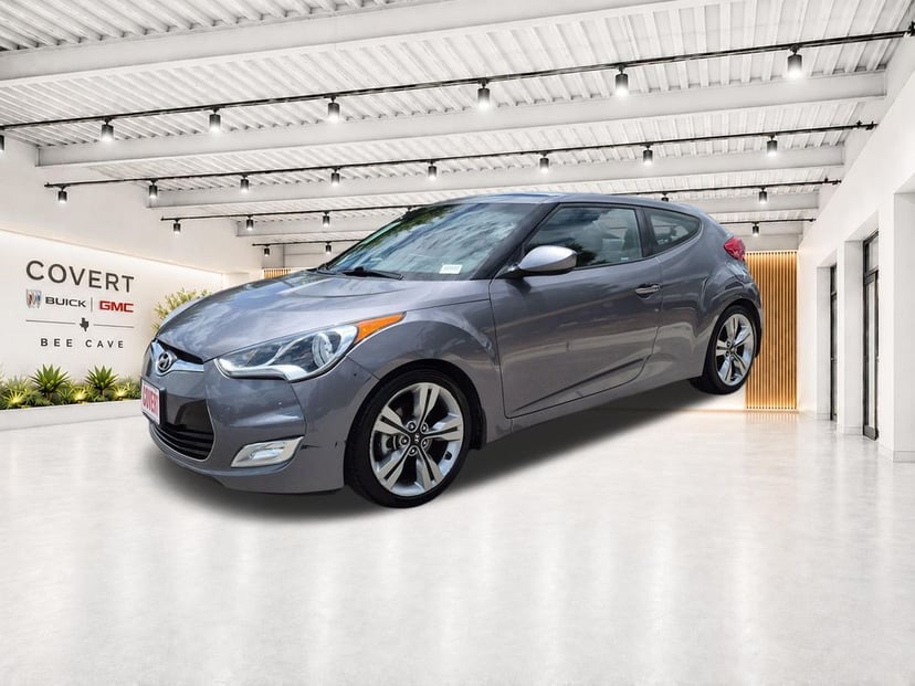 2015 Hyundai Veloster - Image 2