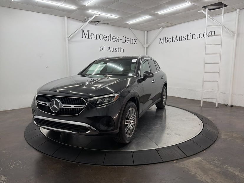 2026 Mercedes-Benz GLC - Image 2
