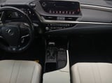 2021 Lexus ES - Preview 3