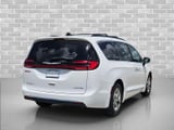 2023 Chrysler Pacifica - Preview 4
