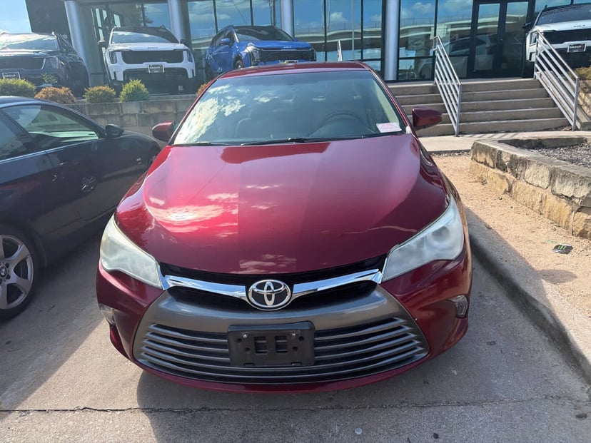 2015 Toyota Camry - Image 2