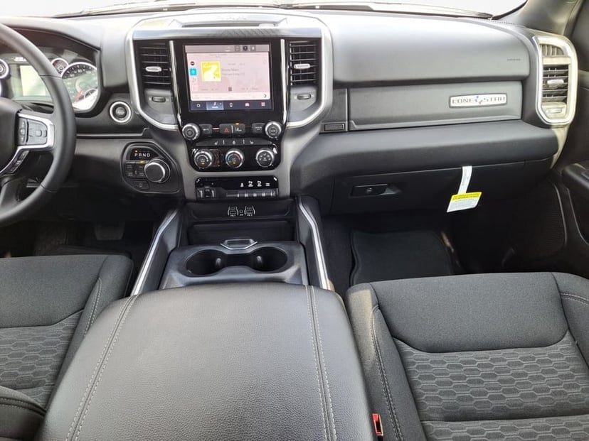 2026 Ram 1500 - Image 2