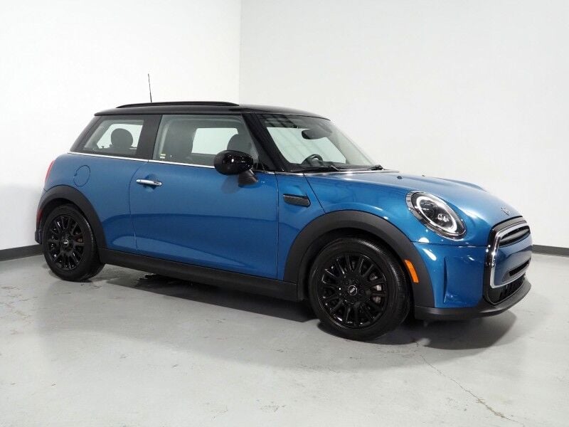 2024 MINI Cooper Hardtop - Image 1