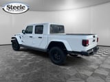 2025 Jeep Gladiator - Preview 3