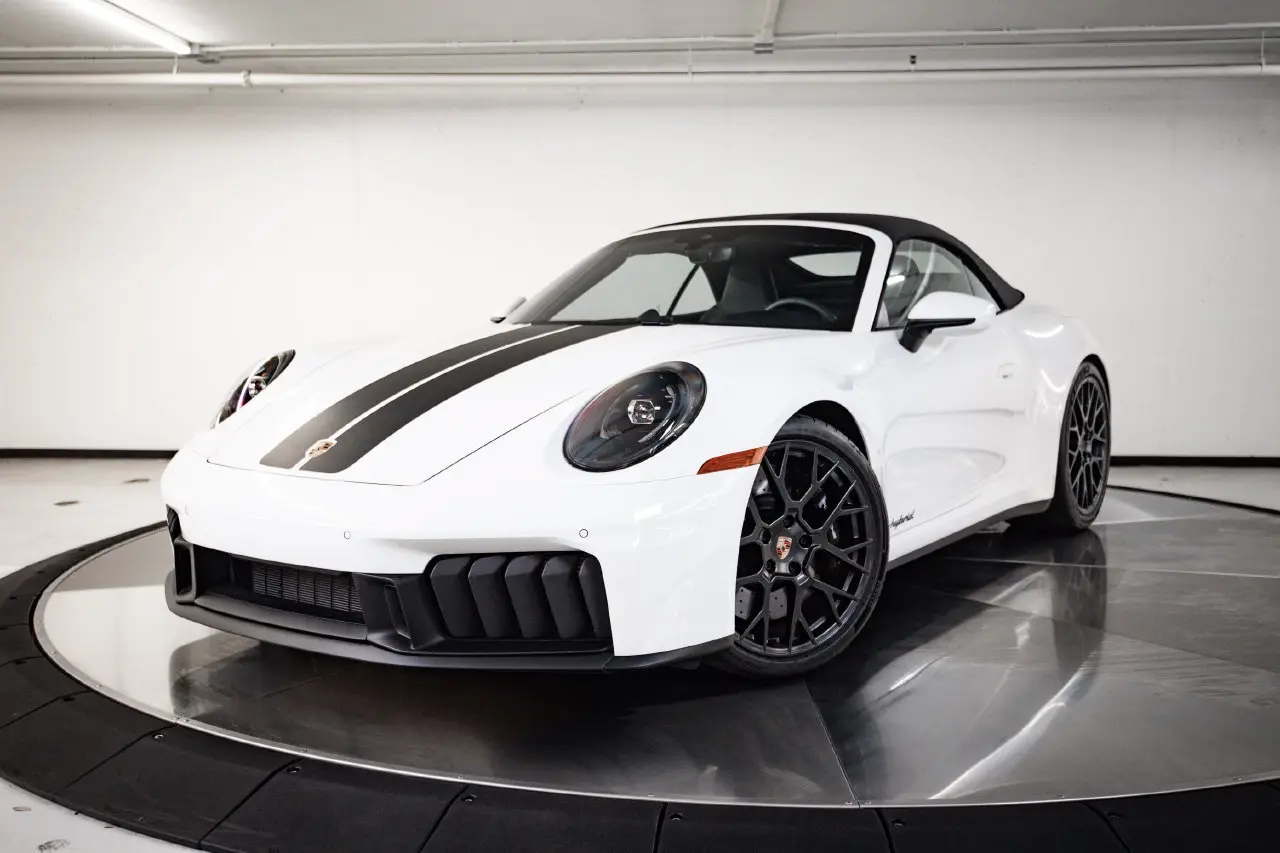 2026 Porsche 911 - Image 1