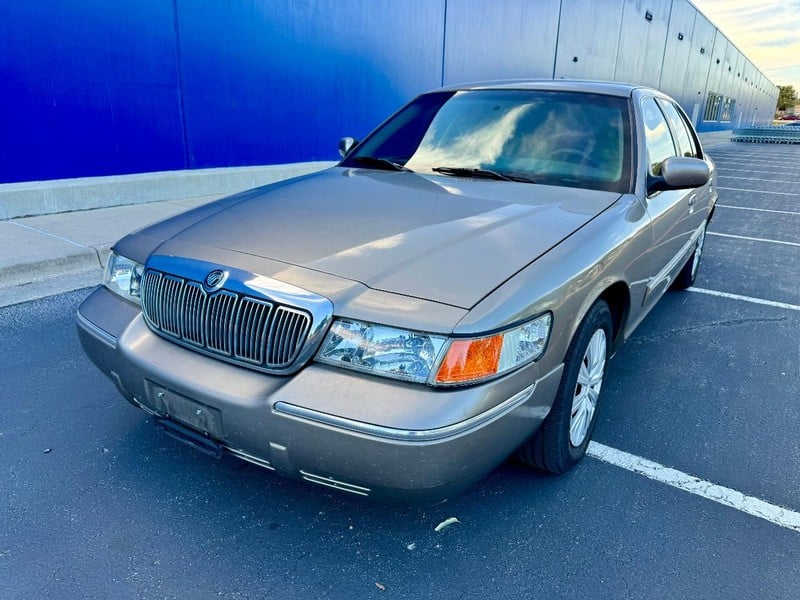 2002 Mercury Grand Marquis - Image 1