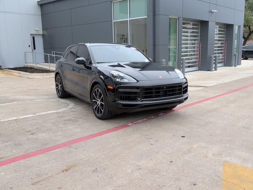 2022 Porsche Cayenne - Image 1
