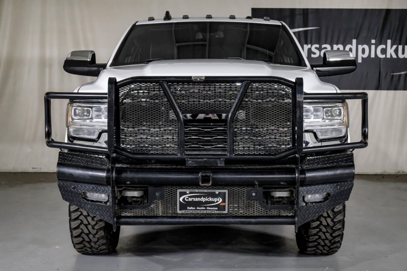 2022 Ram 2500 - Image 3