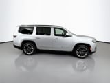 2022 Jeep Wagoneer - Preview 4