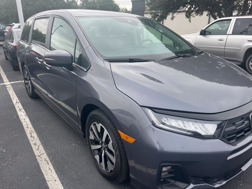 2025 Honda Odyssey - Image 1