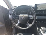 2025 Mitsubishi Outlander - Preview 12
