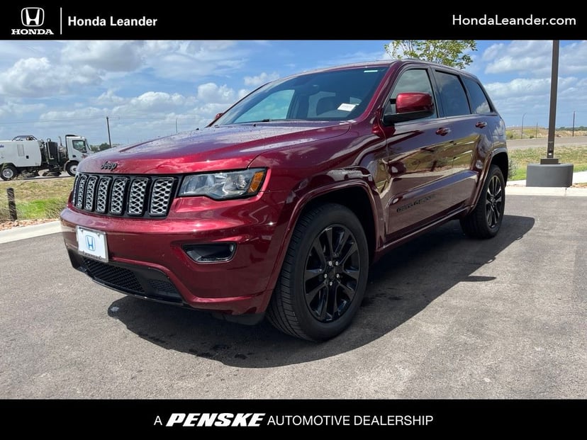 2017 Jeep Grand Cherokee - Image 1