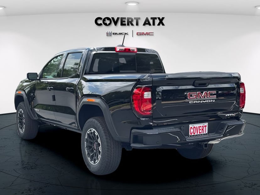 2026 GMC Canyon - Image 3