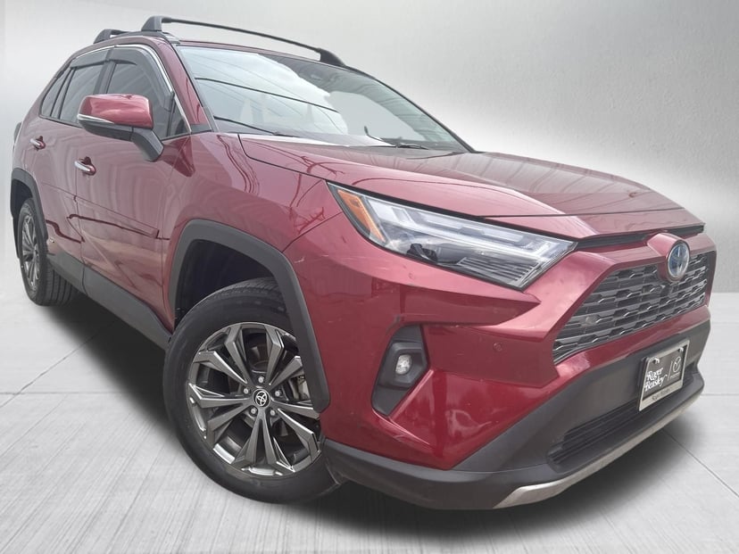 2022 Toyota RAV4 - Image 1