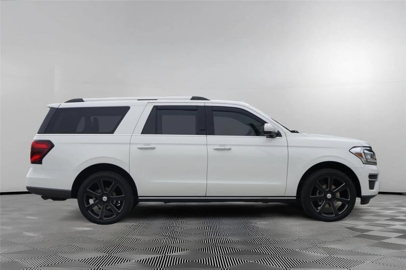 2024 Ford Expedition MAX - Image 1