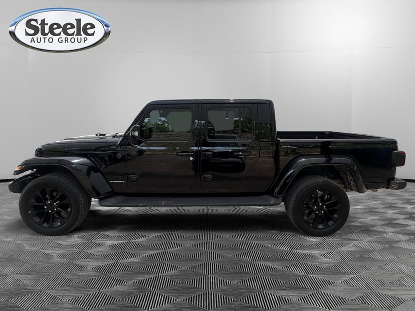 2023 Jeep Gladiator - Image 2