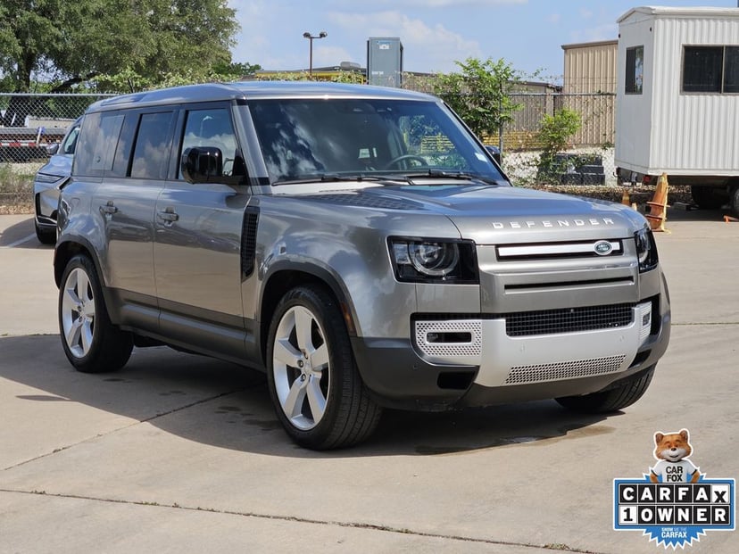 2024 Land Rover Defender - Image 2
