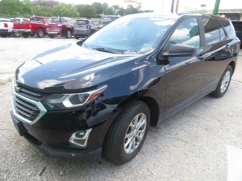 2021 Chevrolet Equinox - Image 2