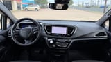 2024 Chrysler Pacifica - Preview 5