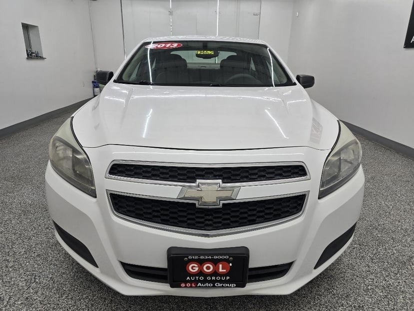 2013 Chevrolet Malibu - Image 3